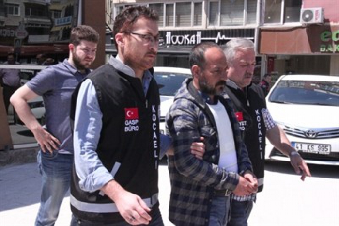 26 yaşındaki gence bunu yaptı! Amcaoğlu, eşine tacizde bulunca…