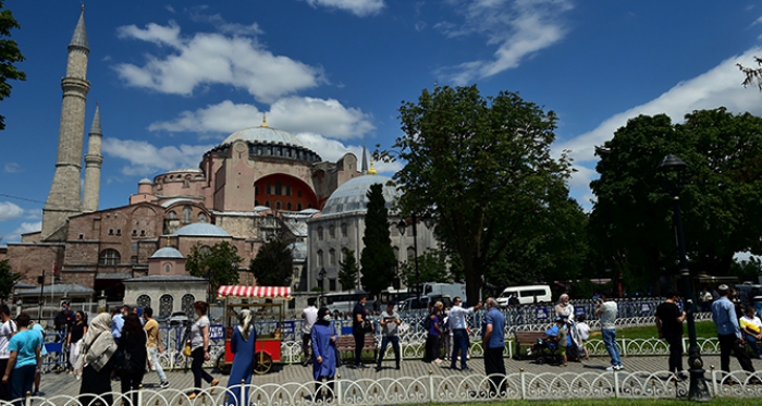 Anadolu akın akın Ayasofya’ya koşuyor