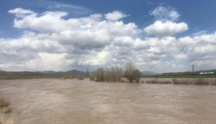 Aras Nehri’nde su seviyesi yükseldi