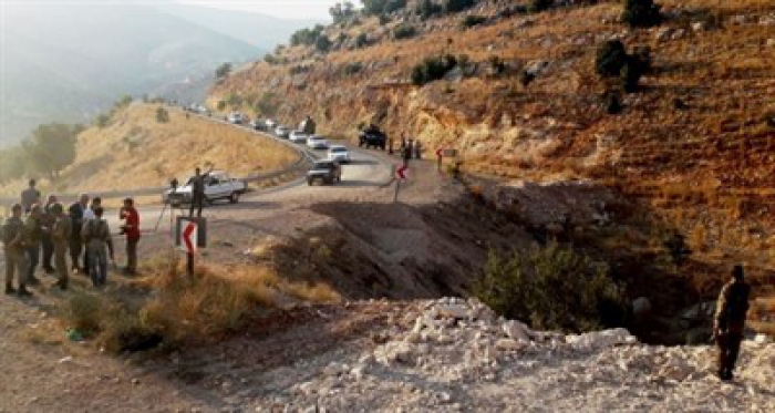 Askeri aracın geçişi sırasında patlama!