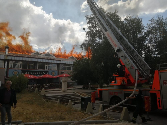 Atatürk Üniversitesi yemekhanesinde yangın