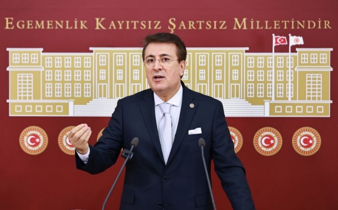 Aydemir’den başörtüsüne müdahaleye tepki