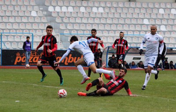 B.B. Erzurumspor: 0 – Hacettepespor: 0