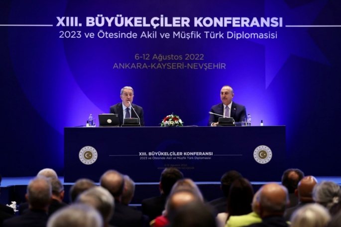 Bakan Akar: 'Yaptığımız operasyonların hiçbiri işgal harekatı değildir'