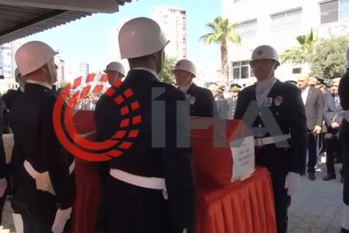 Bakan Soylu, Mersin şehidi polis Sedat Gezer için düzenlenen törende konuştu