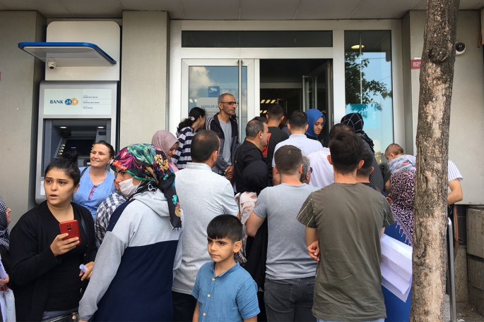 Bankalarda Sosyal Konut Projesi için başvuru yoğunluğu