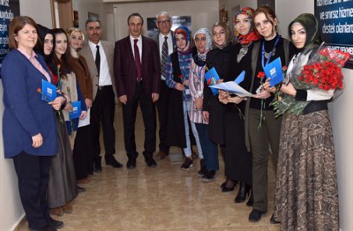 Başkan Sekmen’den personeline 8 Mart jesti
