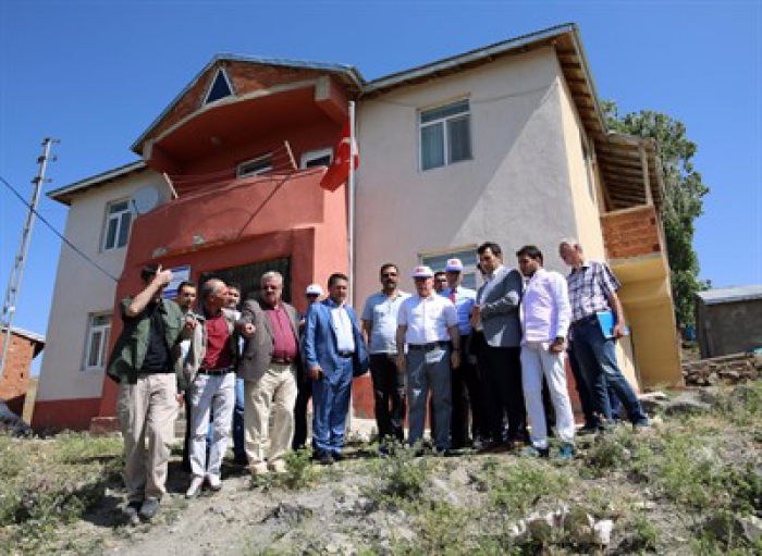 Başkan Sekmen ilçeleri denetliyor