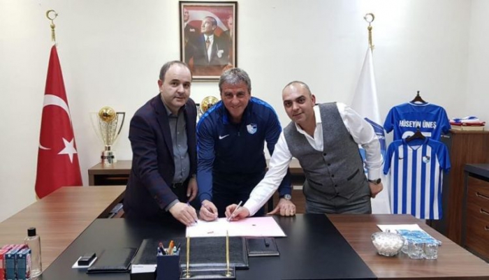 BB Erzurumspor, Hamza Hamzaoğlu ile 1.5 yıllık sözleşme imzaladı