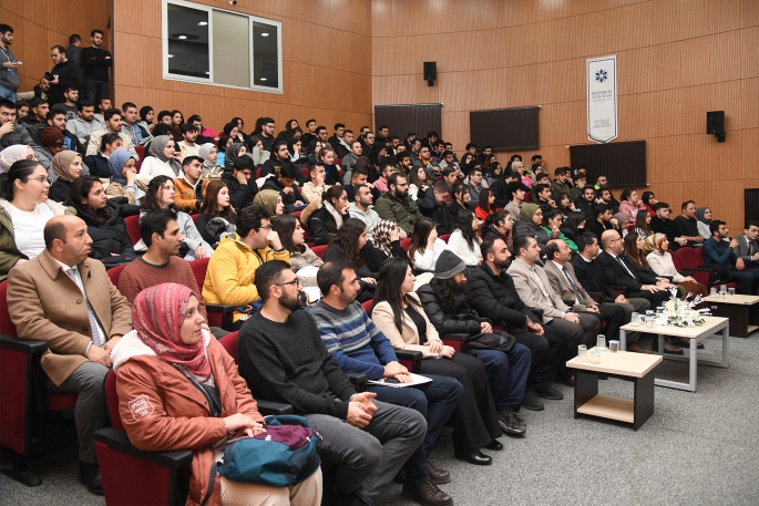 BİTES Yönetim Kurulu Başkanı ETÜ’lü Gençlerle Bir Araya Geldi