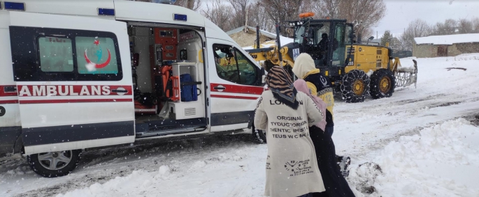 Büyükşehir’den nefes kesen hasta kurtarma operasyonu