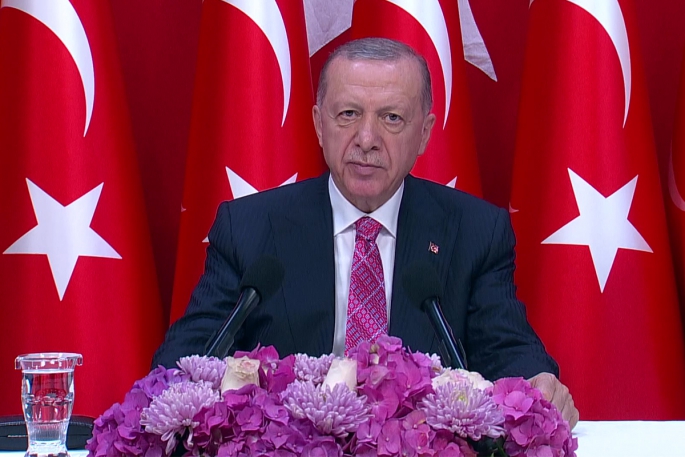 Cumhurbaşkanı Erdoğan: 'Yeni asgari ücrete yüzde 30 zam yaparak 5 bin 500 lira olarak belirledik'