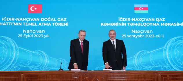 Cumhurbaşkanı Recep Tayyip Erdoğan'' Iğdır-Nahçıvan Doğal Gaz Hattı'nın temelini attık.