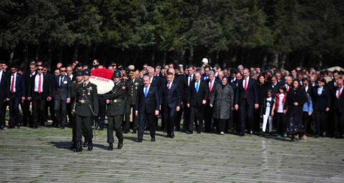 Devlet Erkanı, Anıtkabir’i ziyaret etti