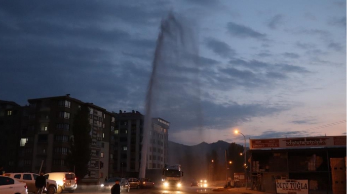  Doğal gaz boru hattının havasını tazyikli su ile aldılar