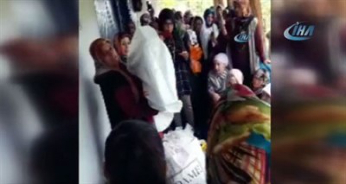 Düğün evinde korku dolu anlar! Balkon çöktü