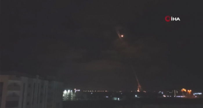 El-Kassam Tugayları Tel Aviv ve İsrail’in farklı kentlerine füze fırlattı