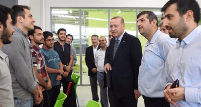Erdoğan'dan Milli İHA tesislerine ziyaret