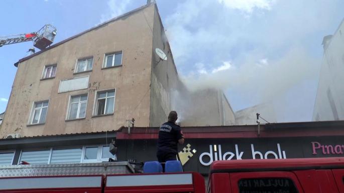 Erzurum'da apartta çıkan yangın korkuttu