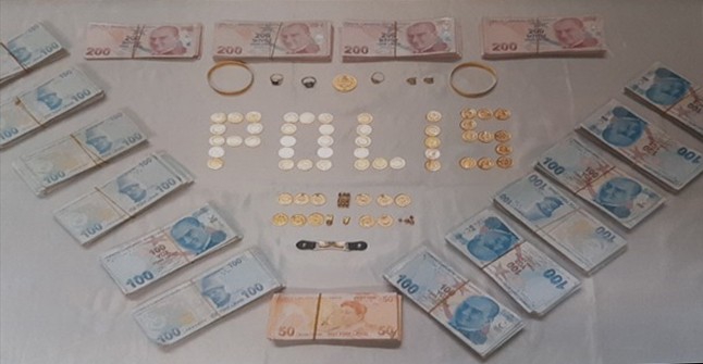 Erzurum'da evden çaldıkları altınları kuyumcuda bozduran hırsızlar yakayı ele verdi