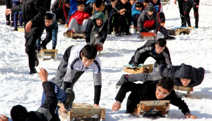 Erzurum’da ‘Geleneksek Kızak Şenliği’ 