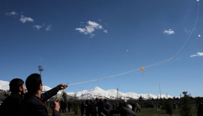 Erzurum’da Hem Fidan Diktiler Hem Uçurdular…