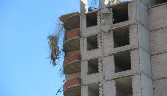 Erzurum’da “intihar binaları”yıkılıyor