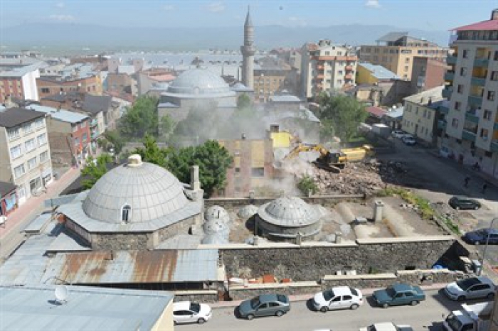 Erzurum'da'Murat Paşa Kent Meydanı, ufuk açacak