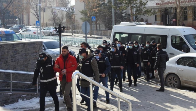 Erzurum’da suç çetesi çökertildi