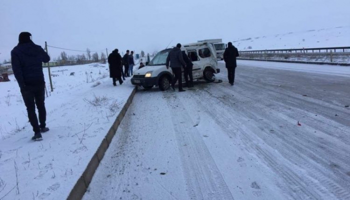 Erzurum’da trafik kazası: 2 yaralı 