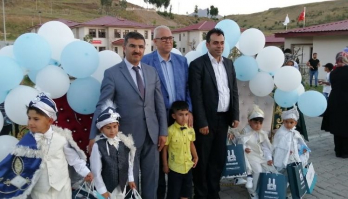 Erzurum Nene Hatun Çocuk Evleri Sitesi’nde sünnet heyecanı 