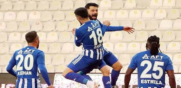 Erzurumspor'un ilk yarı karnesi orta