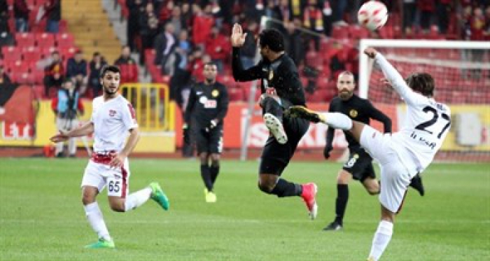 Eskişehirspor Gaziantepspor'u Gol yağmuruna tuttu