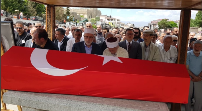 ETÜ Kurucu Rektörü Prof. Dr. Muammer Yaylalı'ya Son Veda