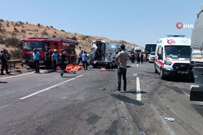 Feci kaza: Kazayı görüp yardıma koşan İhlas Haber Ajansı çalışanı 2 gazeteci hayatını kaybetti
