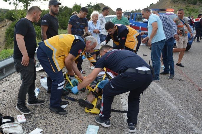 Feci kaza! Ölü ve yaralılar var 