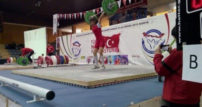 Halterci kızın şok ölümü!