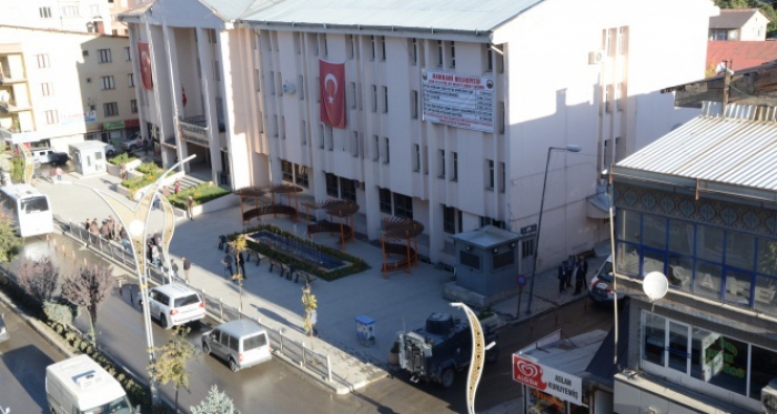 HDP’li belediyelere terör operasyonu!