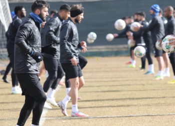 Erzurumspor Bandırma Maçı Hazırlıklarını Sürdürüyor
