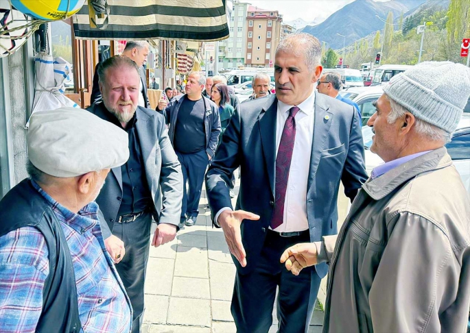 KAYA YÜZ GÜLDÜRÜYOR, UMUT SAÇMAYI SÜRDÜRÜYOR