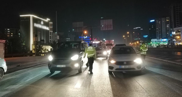 Kısıtlama denetimleri başladı, uymayanlara cezai işlem uygulandı