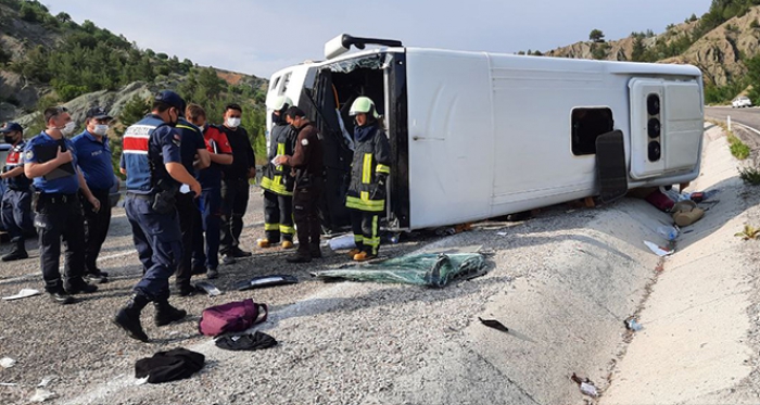 Lösemili öğrencilerinin moral gezisi faciayla noktalandı; 4’ü ağır 25 yaralı