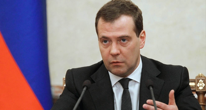 Medvedev partisinin genel başkanlığına devam edecek