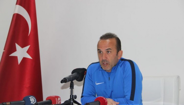 Mehmet Özdilek: “İçerideki maçlarımızda sıkıntı yaşıyoruz”