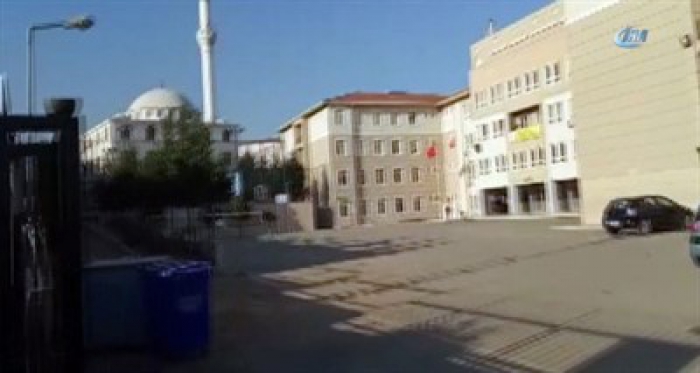 Okula silahlı saldırı! 1 öğrenci hayatını kaybetti!