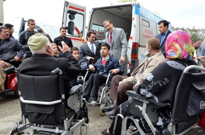 Palandöken Belediyesi''Engel kaldırıyor