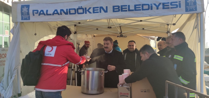 Palandöken Belediyesi'nden Sıcak Aş depremzedelere...