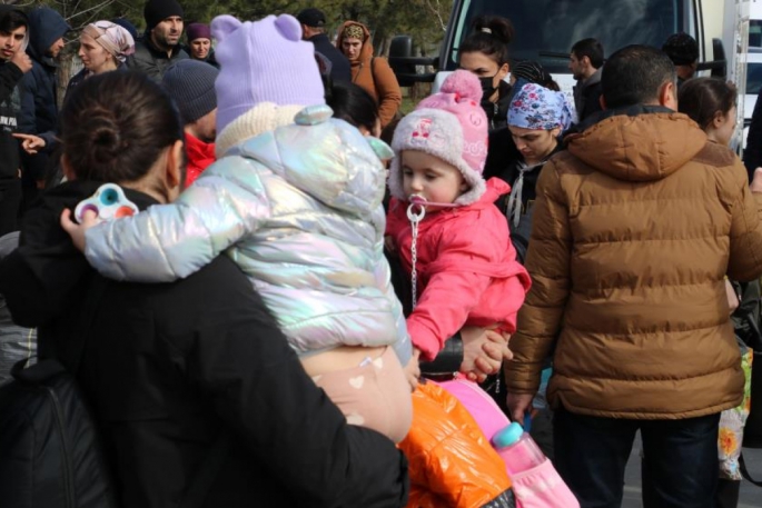 Rus bombardımanında köyleri yok olan Erzincanlılar Türkiye'de: 'Bombanın düştüğü yer dümdüz oluyor'