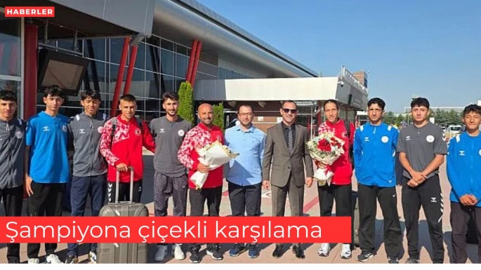 Şampiyona çiçekli karşılama