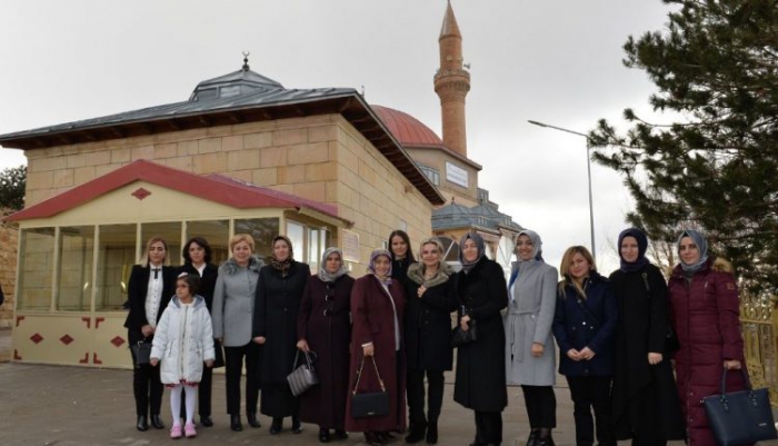 Sibel İnci Memiş tarihi mekânları gezdi 